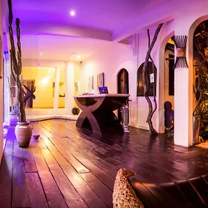 4* Hotel Kinbe Boutique